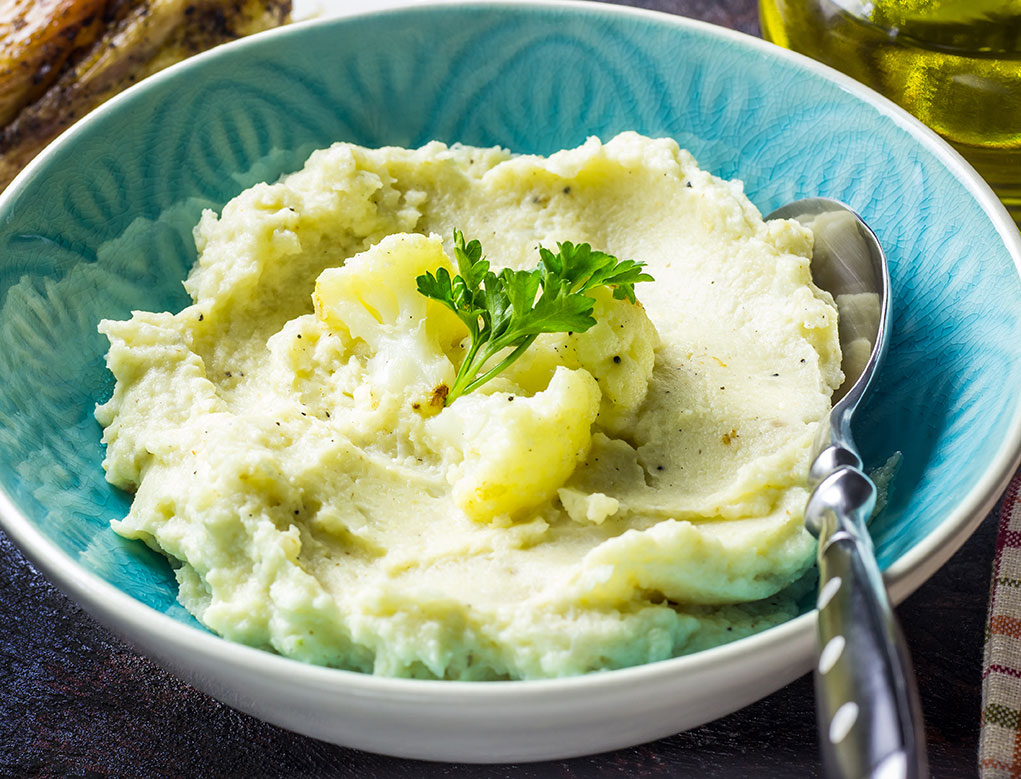 Easy Half Mashed Potatoes with Cauliflower