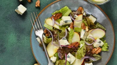 Apple and Gorgonzola Cheese Salad