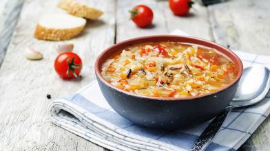 Budget-Friendly Hearty Cabbage Soup 