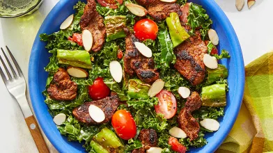 Spanish-Spiced Beef & Kale Salad with Creamy Saffron Dressing