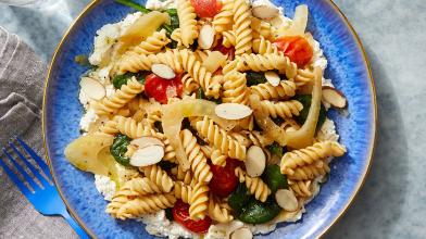 Chickpea Pasta & Seasoned Ricotta with Caramelized Fennel and Onion