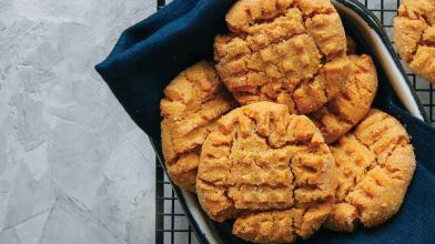 4-Ingredient Peanut Butter Cookies