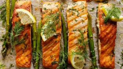 An easy sheet pan dinner of salmon and asparagus for diabetic friendly diet