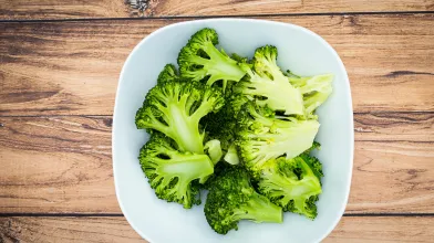 steamed-broccoli