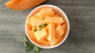 cantaloupe cubes in a bowl