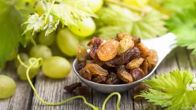 one tablespoon of raisins