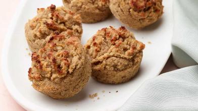 Low Carb Apple Spice Muffins