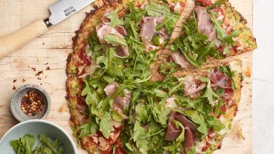 Arugula & Prosciutto Pizza with Zucchini Crust