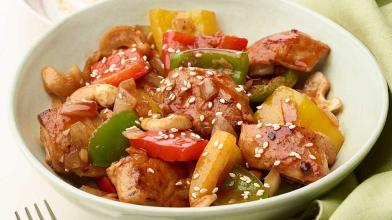 Cashew Chicken with Bell Peppers