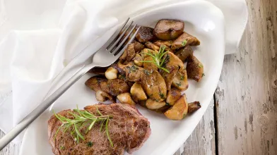 Grilled Steak with Mushrooms