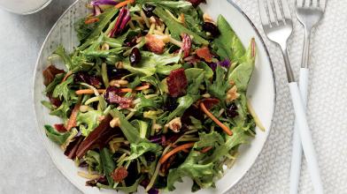 Mixed Greens with Cranberries, Bacon and Walnuts