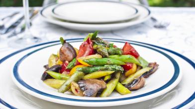 Sautéed Asparagus, Peppers and Mushrooms
