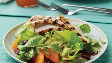 Grilled Chicken Salad With Candied Pecans