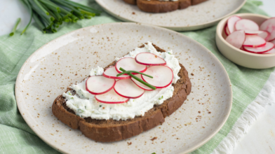 Radish Toasts with Goat Cheese & Chives