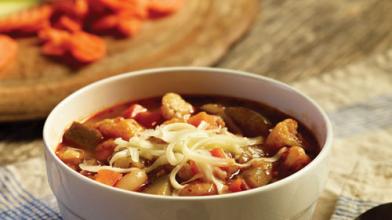 Garden Veggie and White Bean Chili