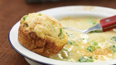 Cheddar Cheese and Broccoli Soup