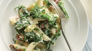 Penne with Broccoli Rabe, Prosciutto, and Garlic