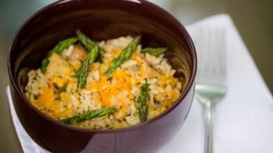 Chicken Cheddar Rice with Asparagus