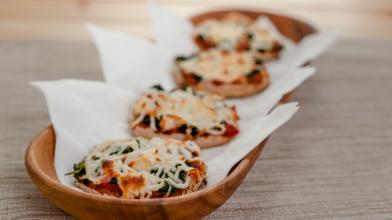 Spinach and Ham English Muffin Pizzas