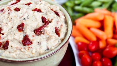 Sweet Onion, White Bean and Artichoke Dip