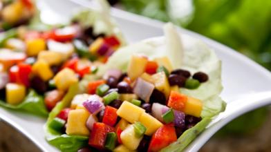 Black Bean and Mango Salsa Lettuce Wraps