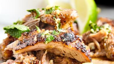 Spicy Pork Tenderloins With Chili And Black Vinegar