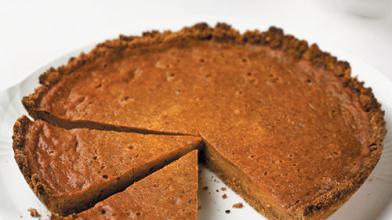 Holiday Pumpkin Pie With Maple-Ginger Crust