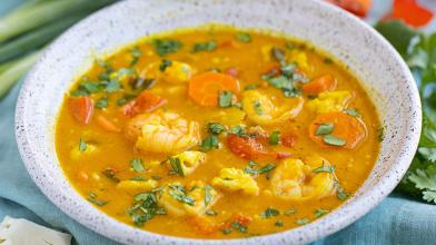 Pumpkin Shrimp Vegetable Curry Soup