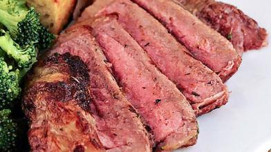 Savory Spice-Rubbed Strip Steak With Cinnamon Apples