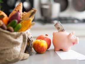 12 Money-Saving Tips for Planning Meals on a Budget