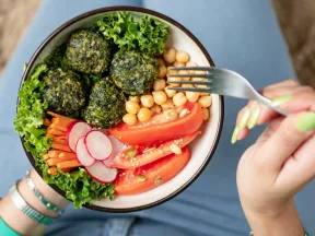 7 cambios fáciles para añadir más vegetales a tu plato