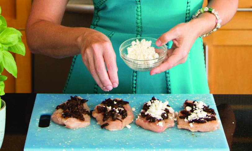 Video: Easy Chicken Pinwheels