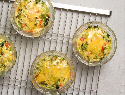 18023-diabetic-instant-pot-breakfast-individual-egg-frittata_diabetes-instant-pot-ckbk_052819.jpg