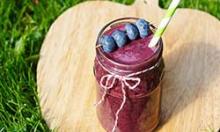 091_diabetic-Blueberry-Green-Tea-Smoothie_466834121_050118_250x200(1).jpg