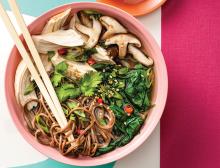 1856-diabetic-ramen-ginger-chicken-noodle-soup_clean-and-simple_DFJanFeb20_120219.jpg