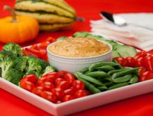 RecId_315_Holiday_Veggie_Platter_with_Hummus_MG_7679-(ZF-5661-35964-1-042)_02282018_4054547978.jpg