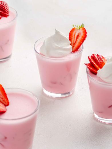 Strawberry Yogurt Whips