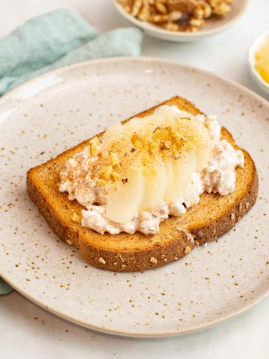 Pear and Cottage Cheese Toast