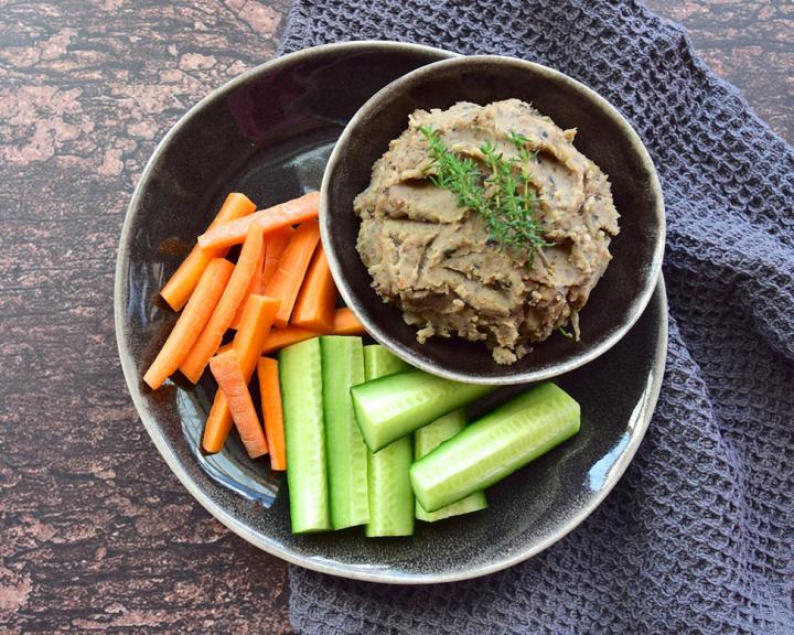 Black Bean Hummus