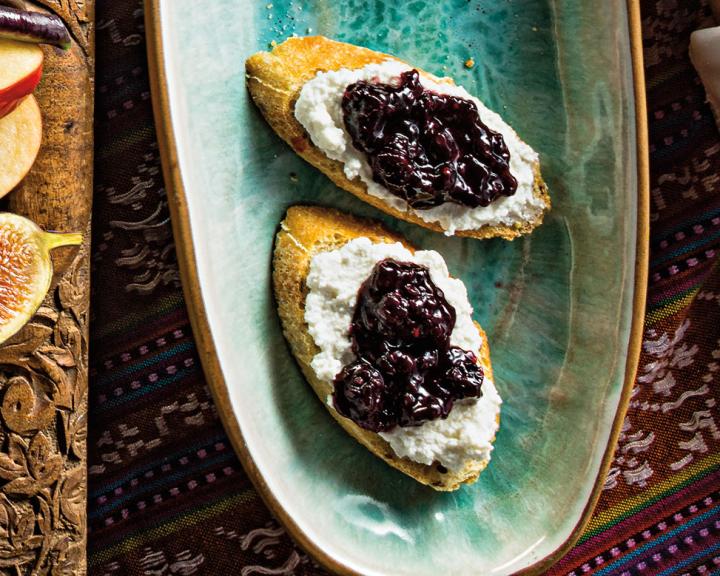 Ricotta and Blackberry Jam Crostini