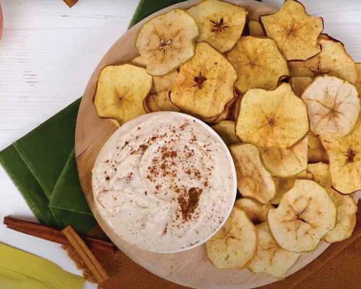 Cinnamon Apple Chips with Peanut Butter Yogurt Dip