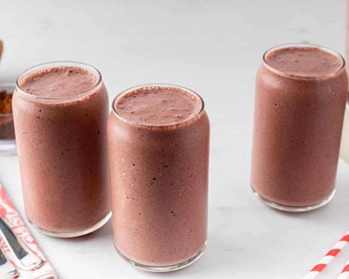 Chocolate Cherry Smoothie