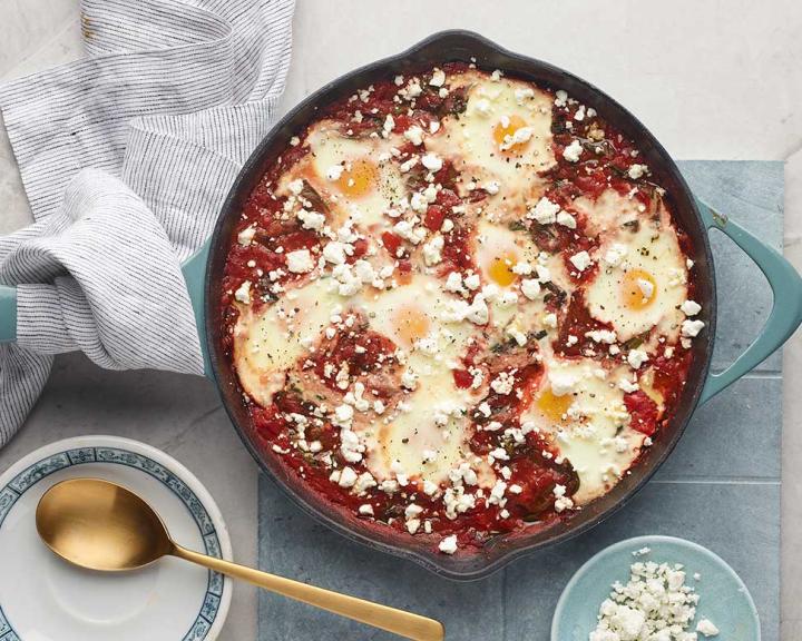 Shakshuka with Red Peppers and Goat Cheese