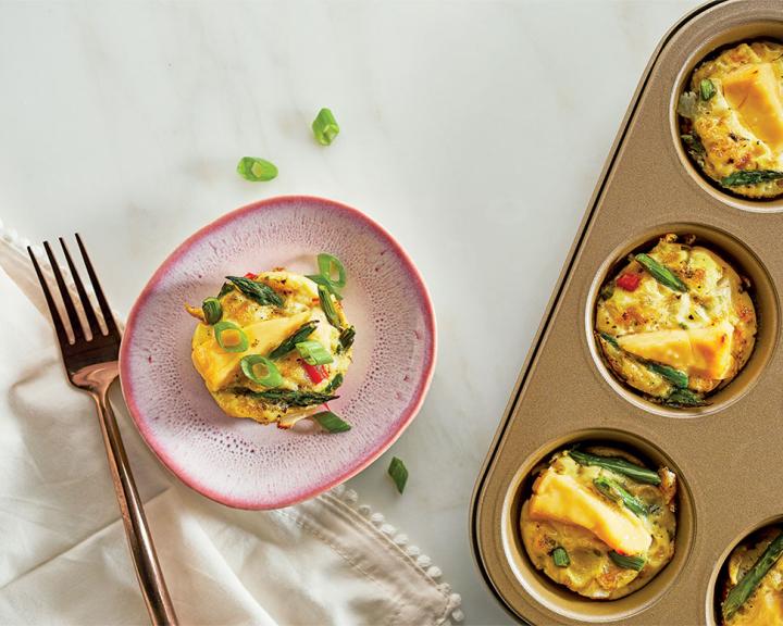 Crustless Asparagus & Pepper Mini Quiche
