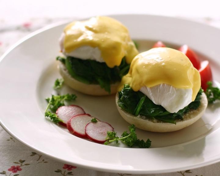 Eggs Benedict Florentine