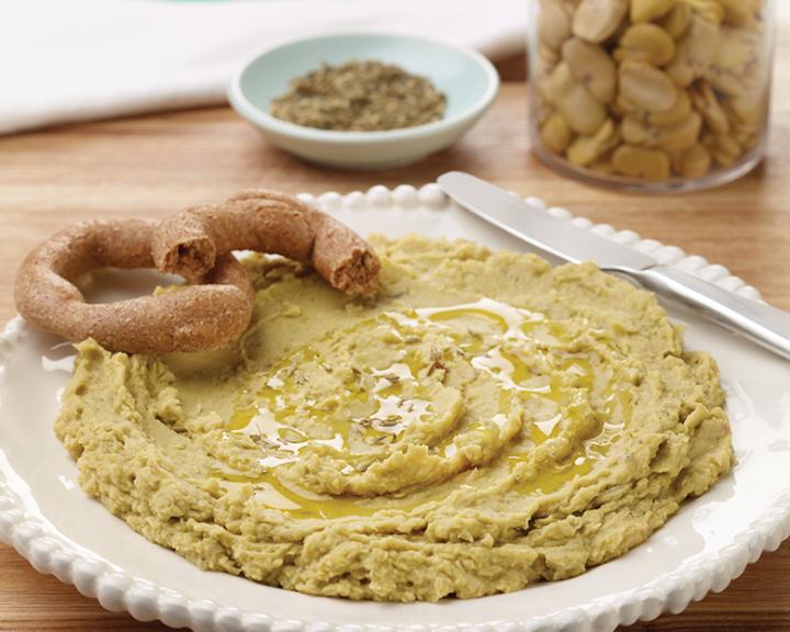 Southern Italian Fava Bean Purèe (Maccu)