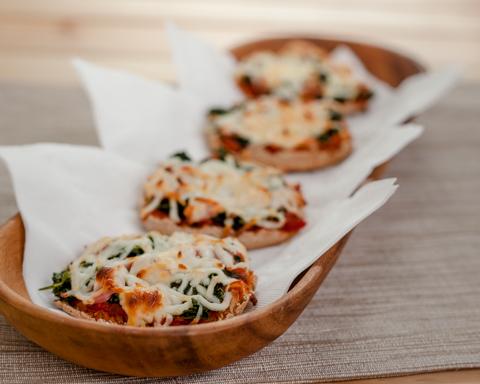 Spinach and Ham English Muffin Pizzas