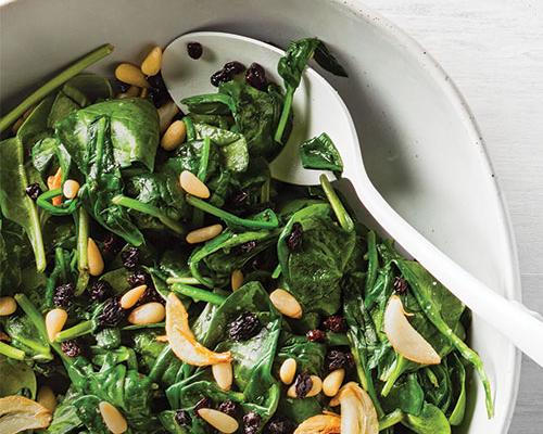 Sauteed Baby Spinach With Currants and Pine Nuts